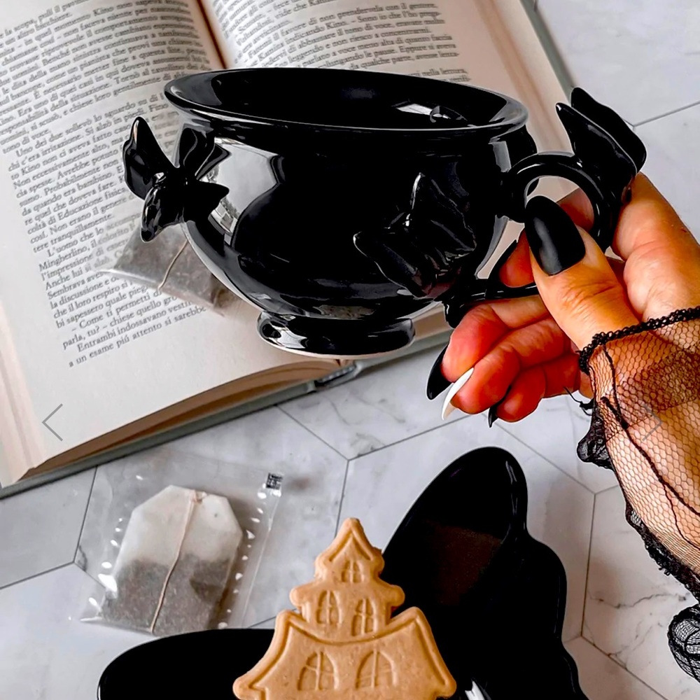 Killststar darkspell teacup & saucer